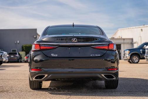2023 Lexus ES 350 