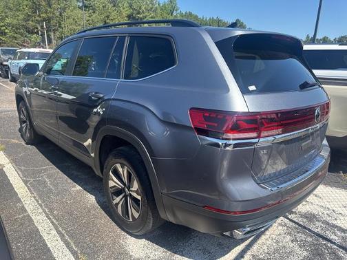 2024 Volkswagen Atlas 2.0T SE