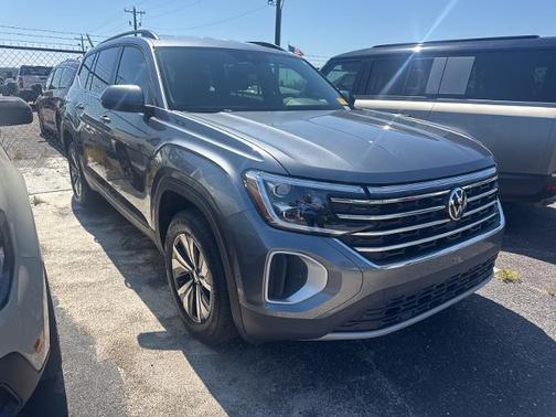 2024 Volkswagen Atlas 2.0T SE