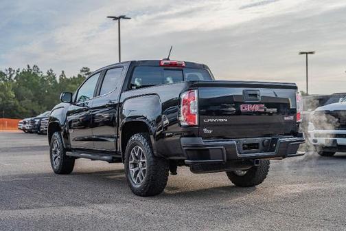 2017 GMC Canyon SLE