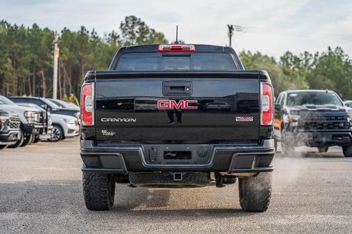 2017 GMC Canyon SLE