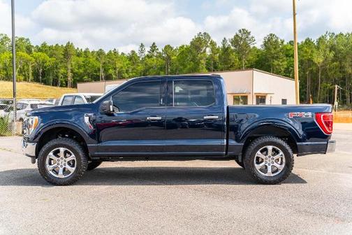 ANTIMATTER BLUE METALLIC 2022 Ford F-150 XLT
