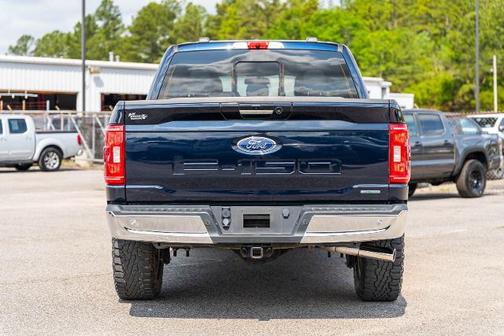 ANTIMATTER BLUE METALLIC 2022 Ford F-150 XLT