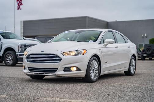 2016 Ford Fusion Energi SE LUXURY