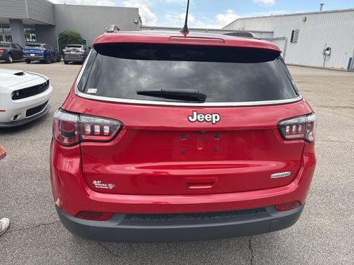 2018 Jeep Compass LATITUDE