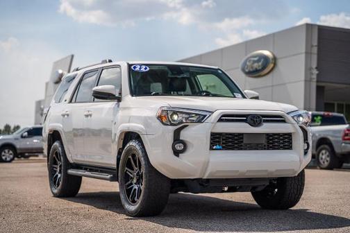2022 Toyota 4Runner SR5