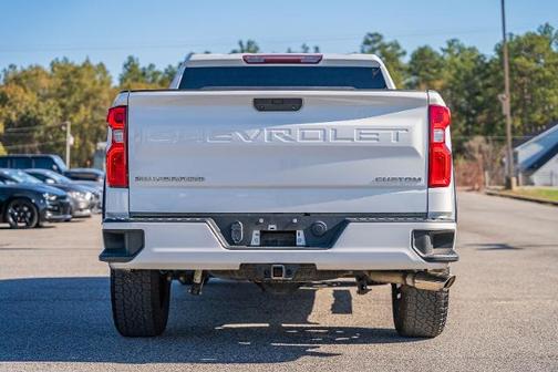 2020 Chevrolet Silverado 1500 CUSTOM