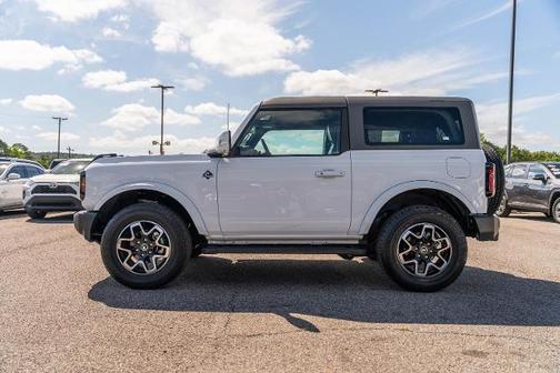 OXFORD WHITE 2023 Ford Bronco