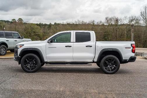 2024 Chevrolet Colorado TRAIL BOSS