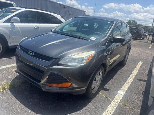 2016 Ford Escape S
