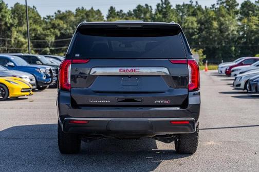 2023 GMC Yukon XL AT4