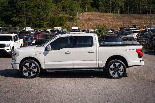 STAR WHITE METALLIC TRICOAT 2022 Ford F-150