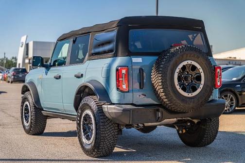 2022 Ford Bronco BASE