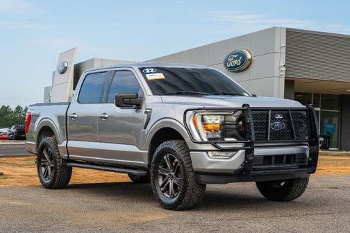 ICONIC SILVER METALLIC 2022 Ford F-150 XLT