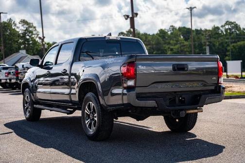 Super Black 2019 Toyota Tacoma SR5