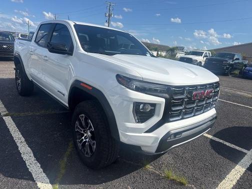 2024 GMC Canyon AT4