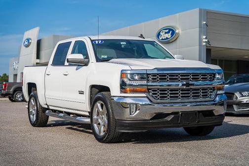 2017 Chevrolet Silverado 1500 LT W/1LT