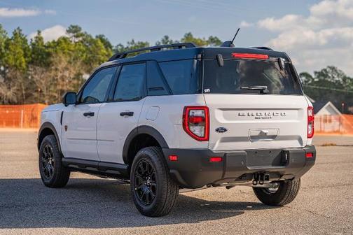 OXFORD WHITE 2025 Ford Bronco Sport BADLANDS