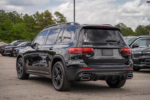 2021 Mercedes-Benz GLB 250 BASE 4MATIC
