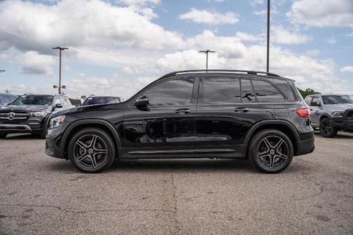 2021 Mercedes-Benz GLB 250 BASE 4MATIC