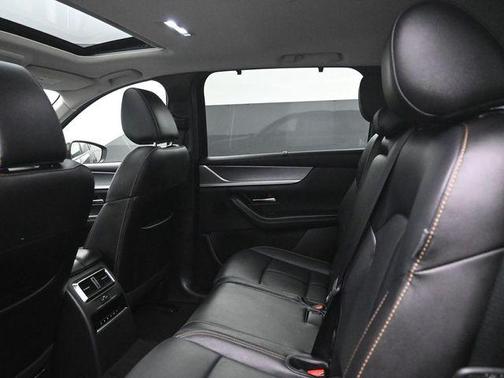 Jet Black Mica 2025 Mazda CX-70 3.3 Turbo Preferred Package
