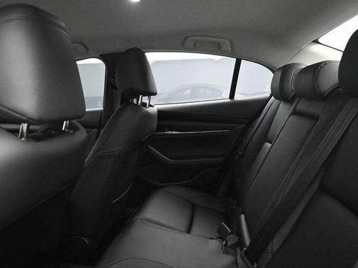 Platinum Quartz Metallic 2025 Mazda Mazda3 2.5 S Select Sport