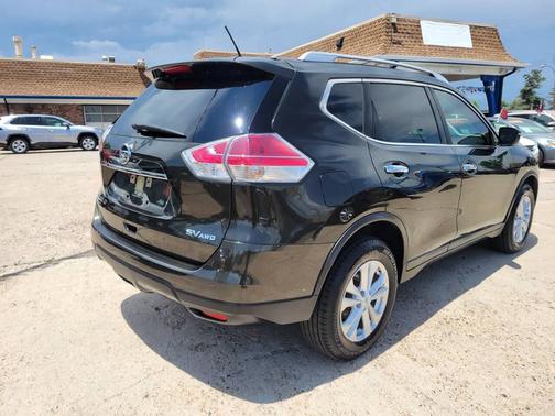 2016 Nissan Rogue SV