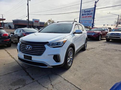 2017 Hyundai SANTA FE SE