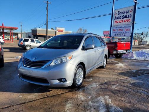 2013 Toyota Sienna XLE