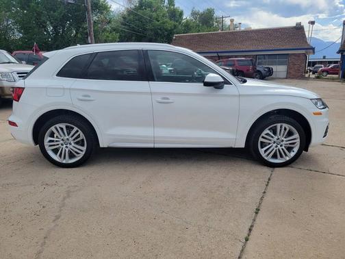 2018 Audi Q5 2.0T Premium Plus