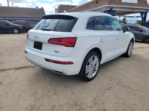 2018 Audi Q5 2.0T Premium Plus