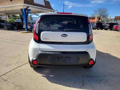 2015 Kia Soul Base