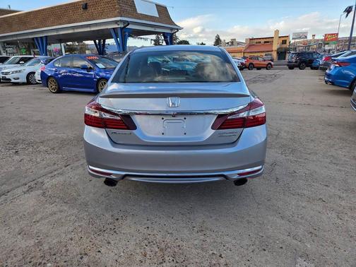 2017 Honda Accord Sport SE