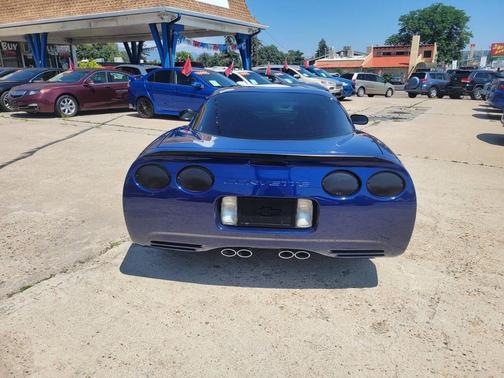 2004 Chevrolet Corvette Base