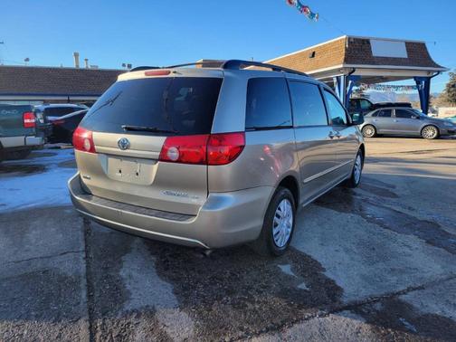 2009 Toyota Sienna LE
