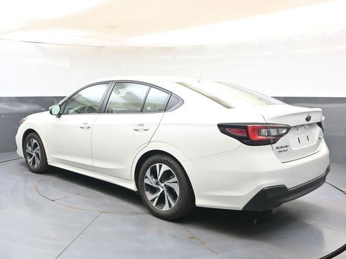 Crystal White Pearl 2025 Subaru Legacy Premium