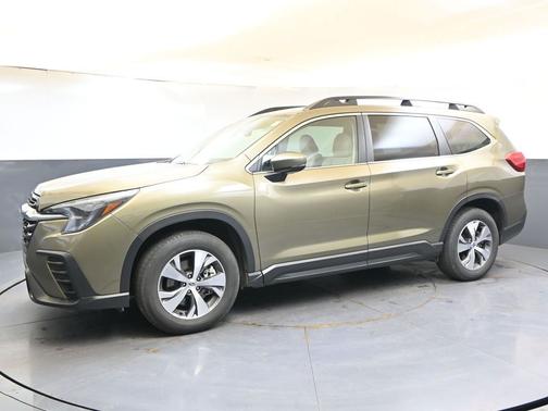 Autumn Green Metallic 2025 Subaru Ascent Premium 8-Passenger