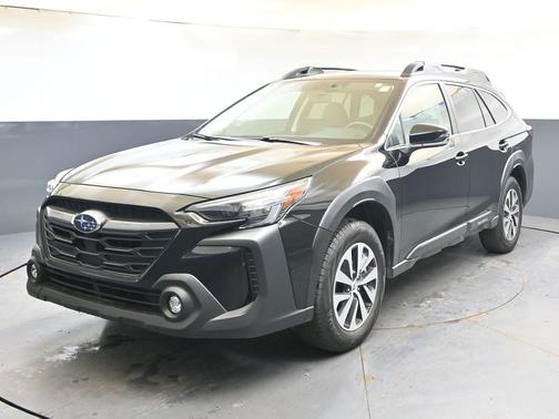 Crystal Black Silica 2025 Subaru Outback Premium