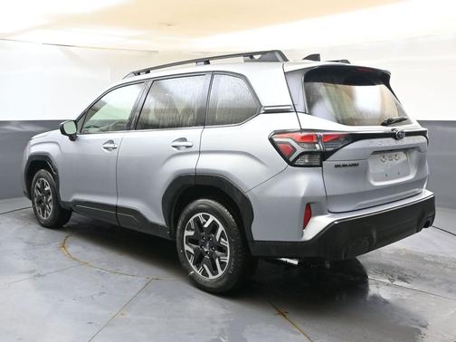 Ice Silver 2025 Subaru Forester Premium