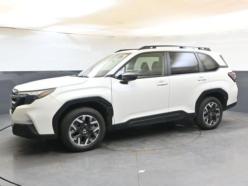 Crystal White Pearl 2025 Subaru Forester Premium