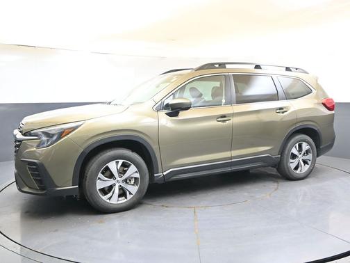 Autumn Green Metallic 2025 Subaru Ascent Premium 7-Passenger