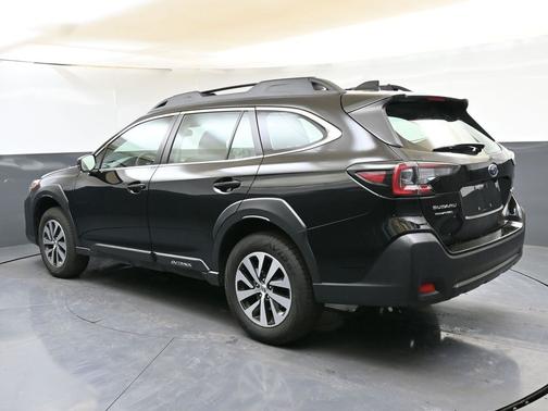 2023 Subaru Outback Base Trim Level