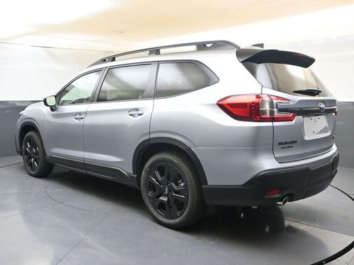 Ice Silver 2025 Subaru Ascent Onyx Edition Touring 7-Passenger