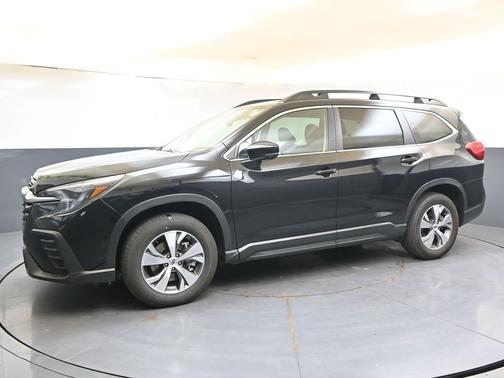 Crystal Black Silica 2025 Subaru Ascent Premium 7-Passenger