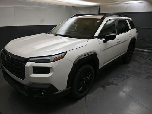 Crystal White Pearl 2026 Subaru Outback Limited