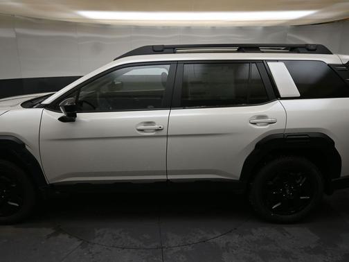 Crystal White Pearl 2026 Subaru Outback Limited
