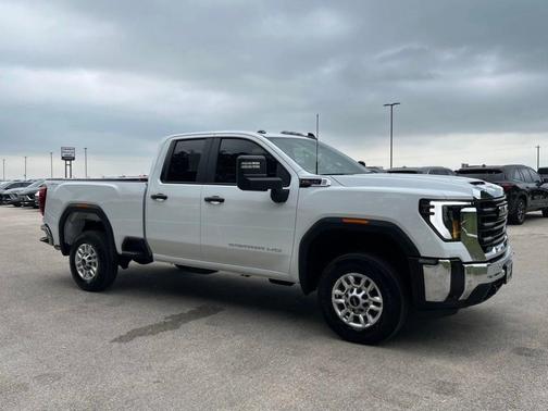 Summit White 2026 GMC Sierra 2500 Pro