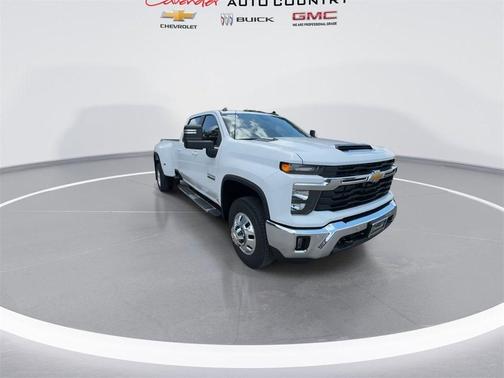 2025 Chevrolet Silverado 3500 LT