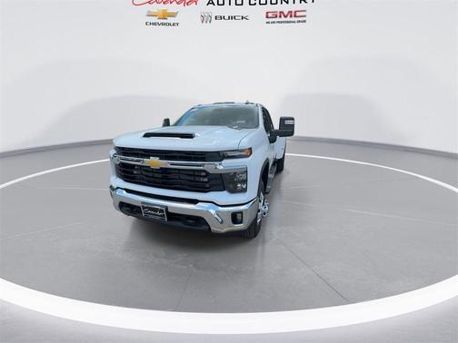 2025 Chevrolet Silverado 3500 LT
