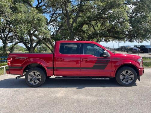 Ruby Red Metallic Tinted Clearcoat 2018 Ford F-150 XLT